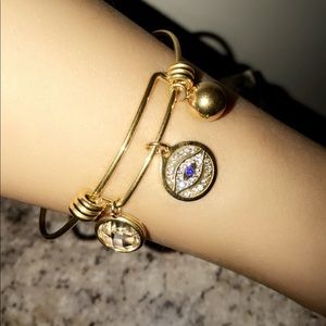 Bracelet stainless evil eye bracelet.